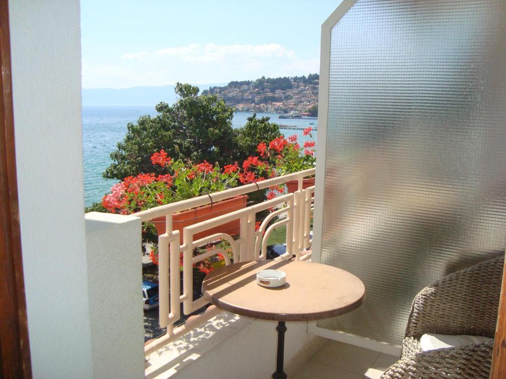 Villa Dea โอครีด ภายนอก รูปภาพ